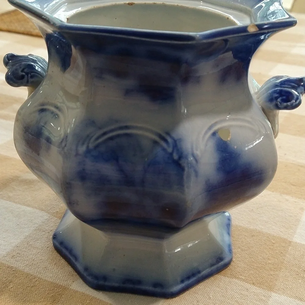 Flow blue antique sugar bowl C & G  Alcock England scinde
